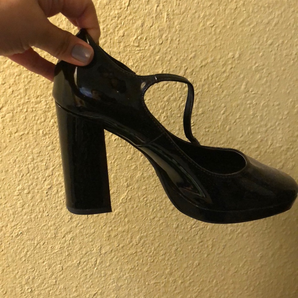 Madden girl heels size 9 mary jane